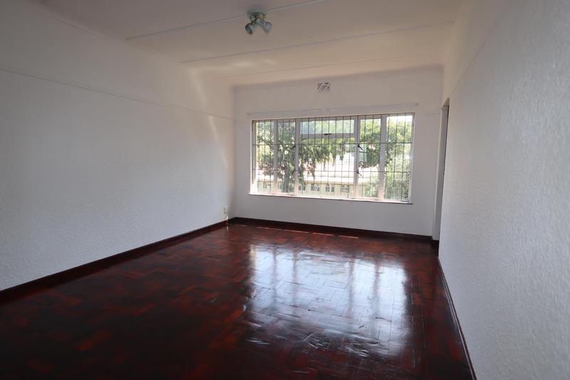 To Let 2 Bedroom Property for Rent in Lansdowne Western Cape